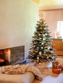 Clearance Künstlicher Weihnachtsbaum Glis mit LED-Beleuchtung D 140 H 215 cm frosted-grün Künstliche Weihnachtsbäume