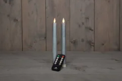 New LED Stabkerzen mit Fernbedienung silber D 2,5 H 23 cm 2 St. Led Kerzen