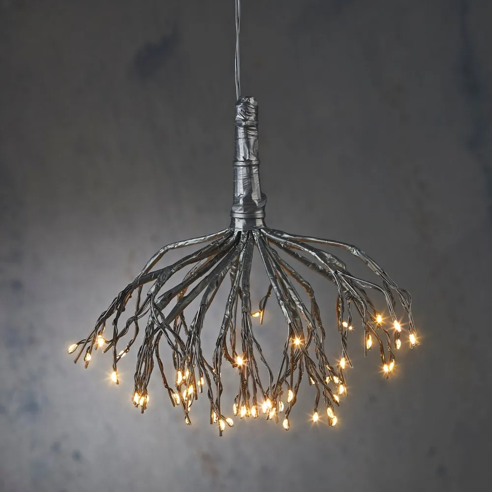 Discount Luca Lighting Hängelampe Lichtkaskade Dandelion mit 63 LEDs weißes Licht D 30 H 21 cm Weihnachtsfiguren (Außen)