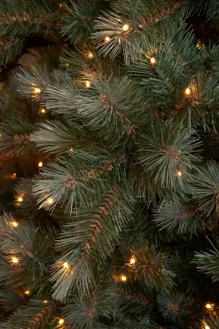 Outlet Triumph Tree künstlicher Weihnachtsbaum Wyoming blau mit 384 Lampen warmweiß D 145 H 215 cm Künstliche Weihnachtsbäume