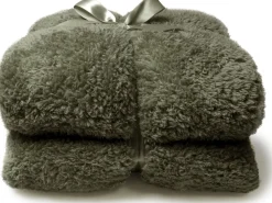 Outlet Unique Living Decke Teddy dunkelgrün 150 x 200 cm Decken & Plaids